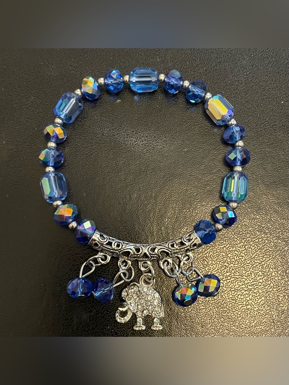 * Czech Blue Crystal Elephant Charm Bracelet 7”-8” stretchy NEW Gorgeous!
